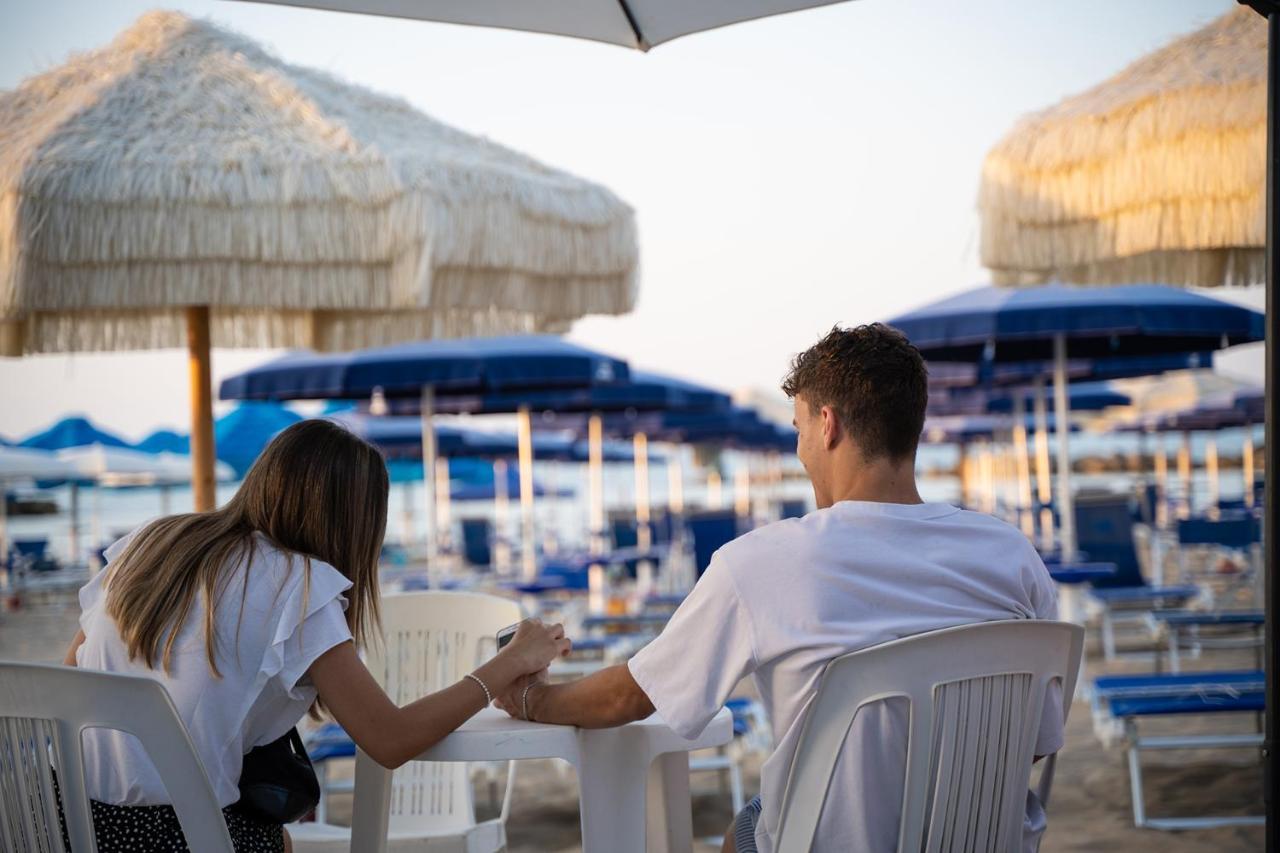 Hotel Mare Blu Francavilla Al Mare Dış mekan fotoğraf