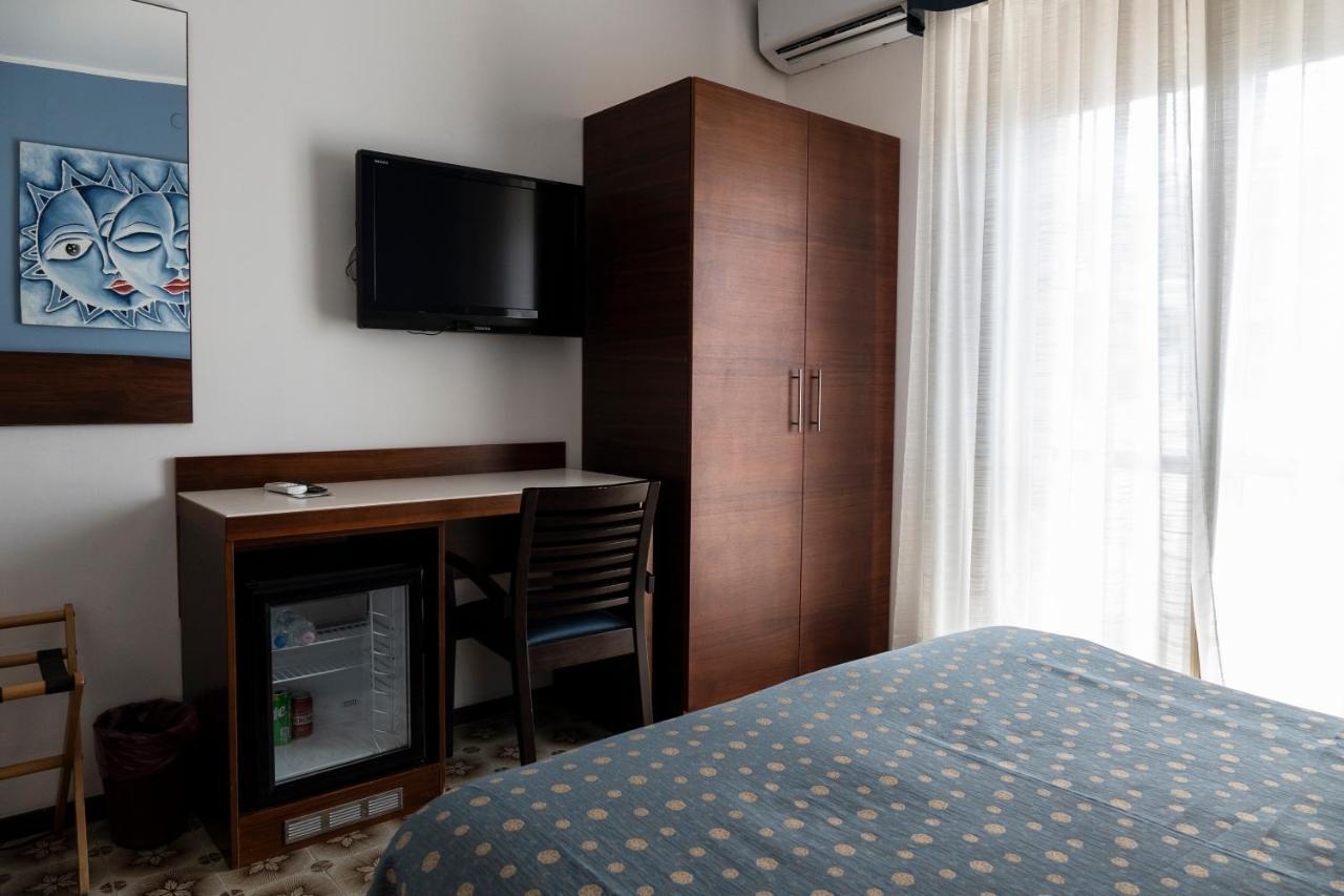 Hotel Mare Blu Francavilla Al Mare Dış mekan fotoğraf